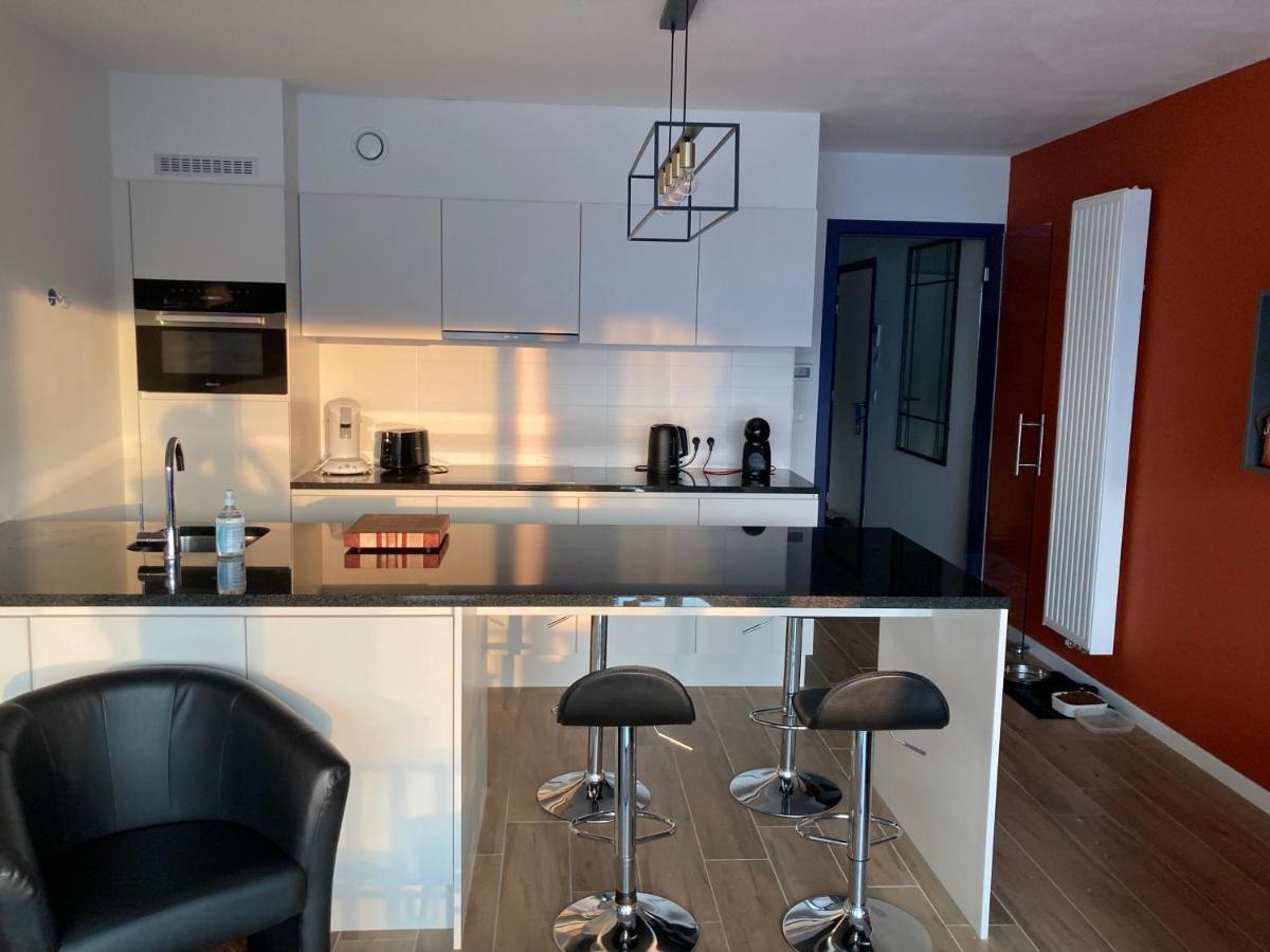 Oostende Luxury Seaview Studio - Large Terrace- Swimming Pool - Parking Εξωτερικό φωτογραφία