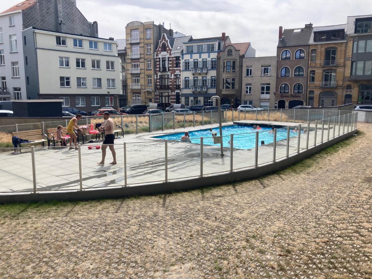 Oostende Luxury Seaview Studio - Large Terrace- Swimming Pool - Parking Εξωτερικό φωτογραφία